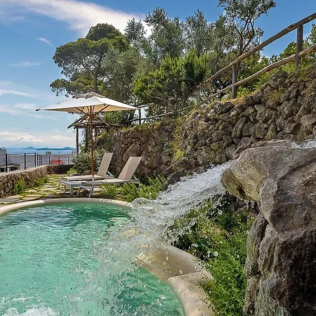 Botania Relais & - The Leading Of The World מלון